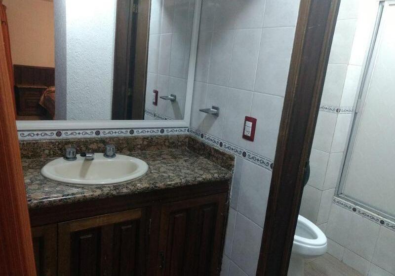 هتل Don Quijote Plaza Guadalajara Centro Historico