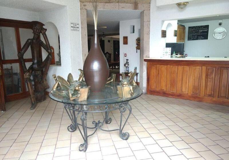 هتل Don Quijote Plaza Guadalajara Centro Historico