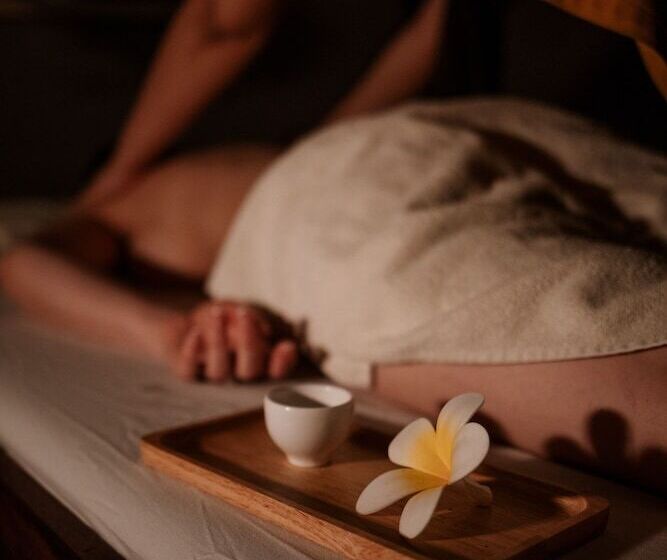 هتل Doubletree By Hilton Bratislava