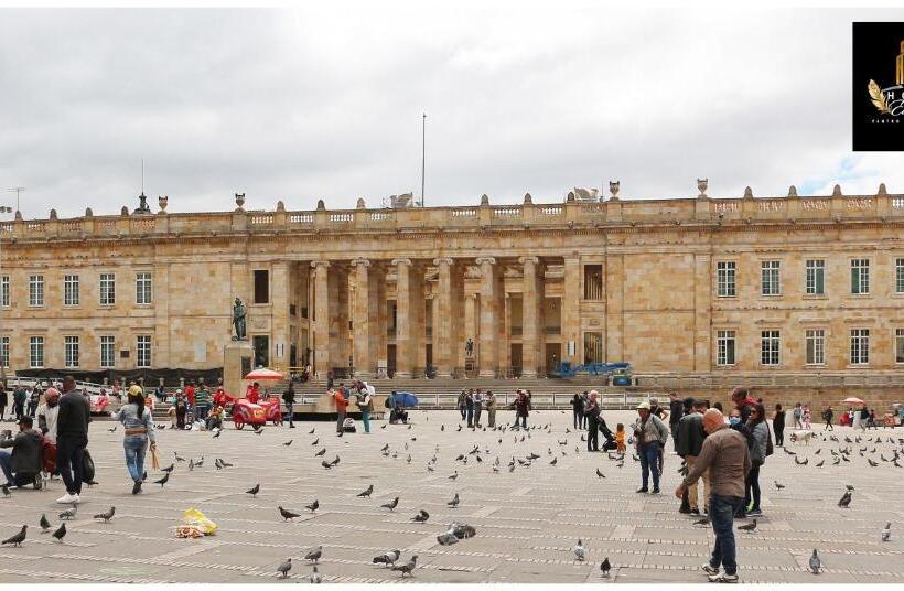 فندق El Duque Internacional, Bogotá