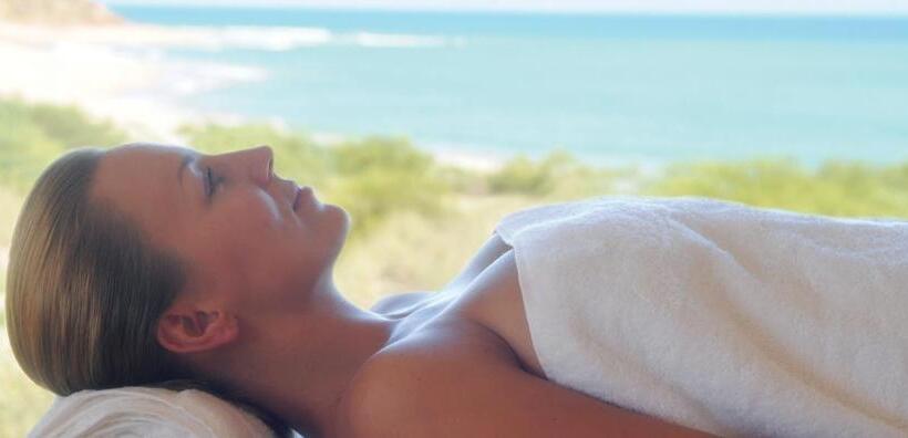 هتل Eco Beach Wilderness Retreat