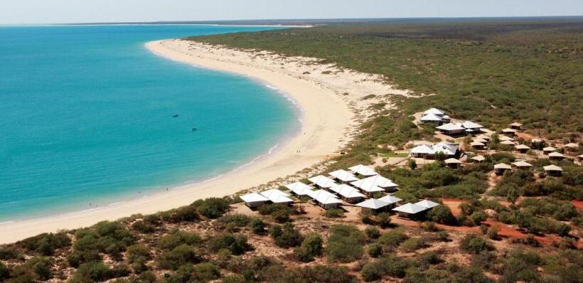 هتل Eco Beach Wilderness Retreat