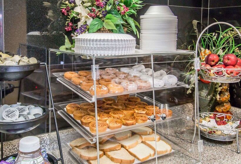 فندق Econo Lodge