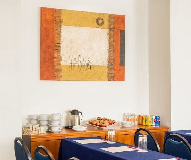 酒店 Fiesta Inn Monterrey Tecnologico