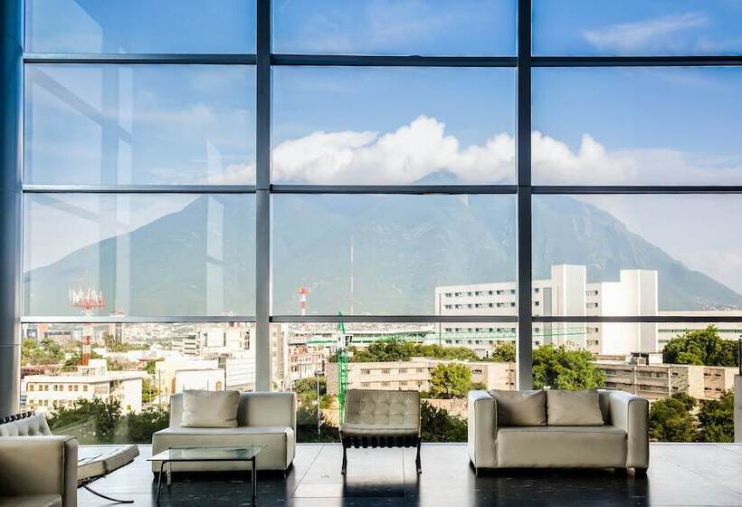 酒店 Fiesta Inn Monterrey Tecnologico