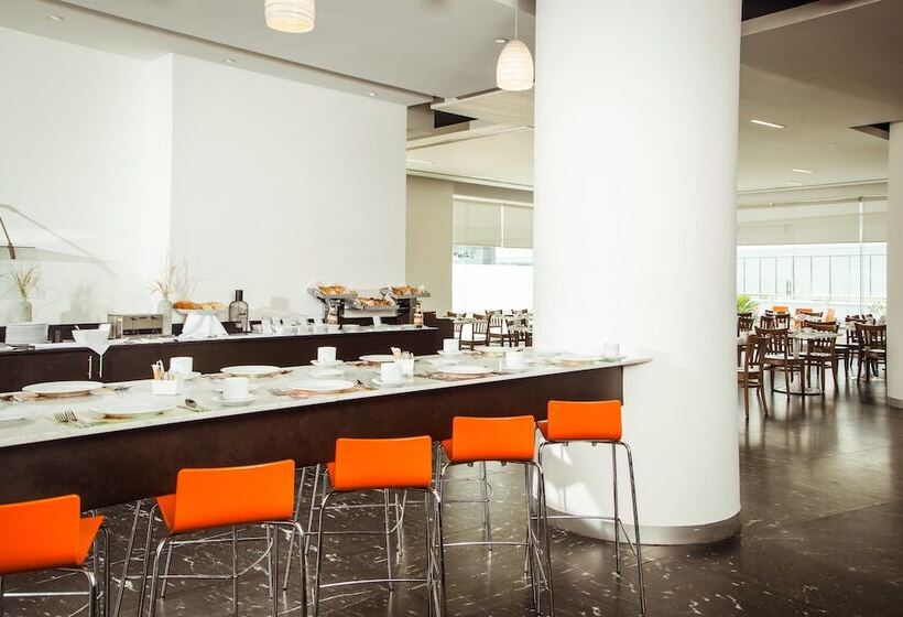 酒店 Fiesta Inn Monterrey Tecnologico