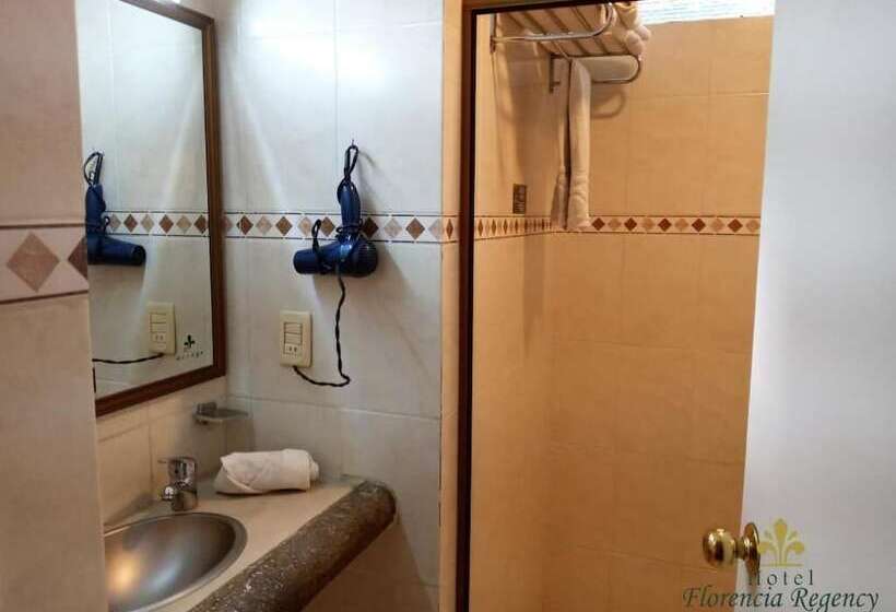 호텔 Florencia Regency