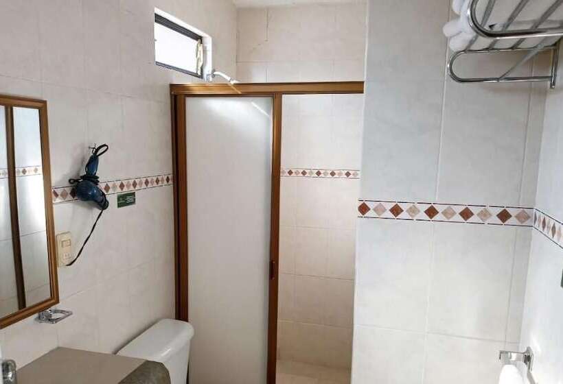 هتل Florencia Regency