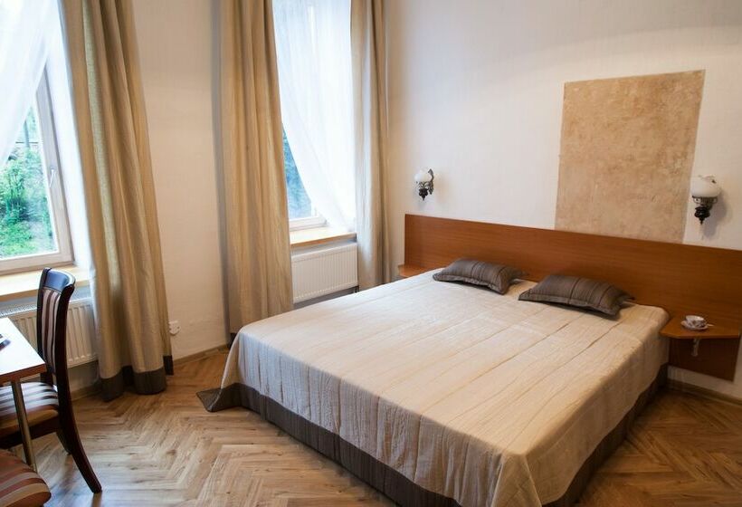 هتل Florens Boutique