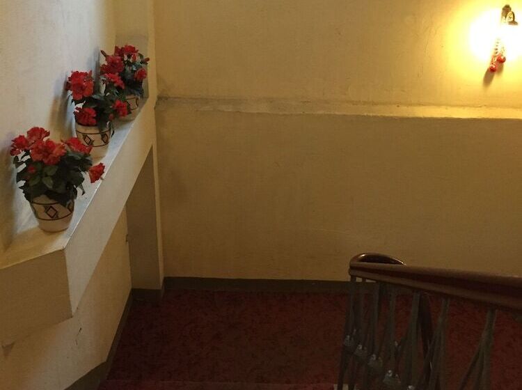 هتل Florens Boutique