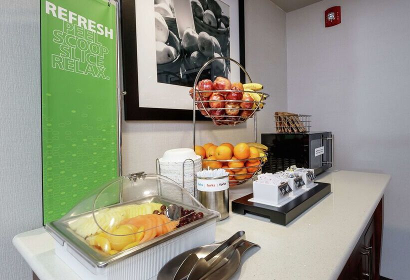 فندق Hampton Inn & Suites Navarre