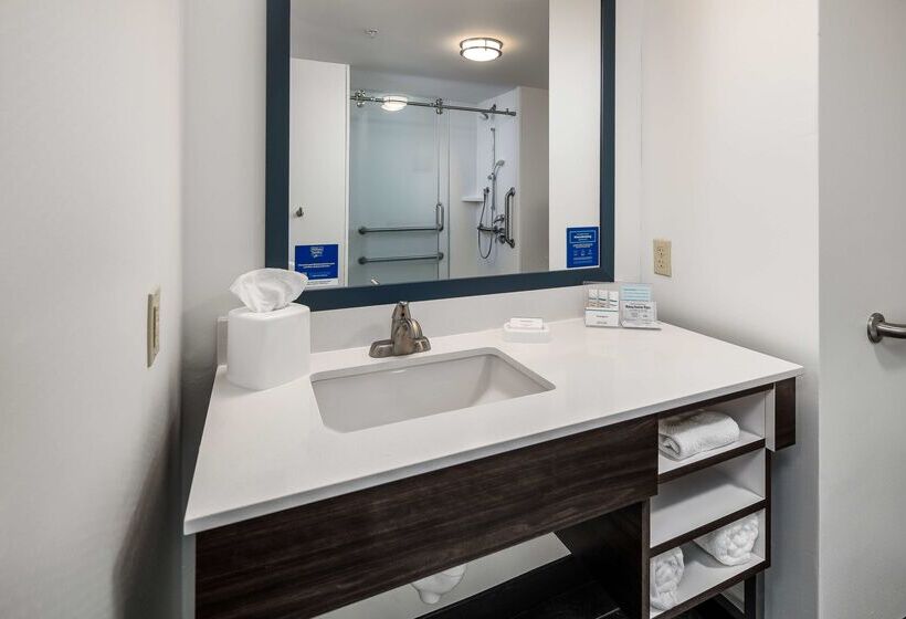 فندق Hampton Inn & Suites Navarre