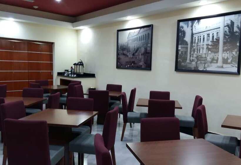 فندق Hampton Inn By Hilton Tampico Zona Dorada