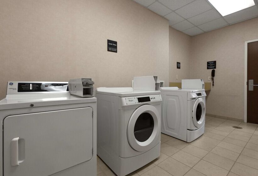 Отель Hampton Inn Charlotte Belmont At Montcross