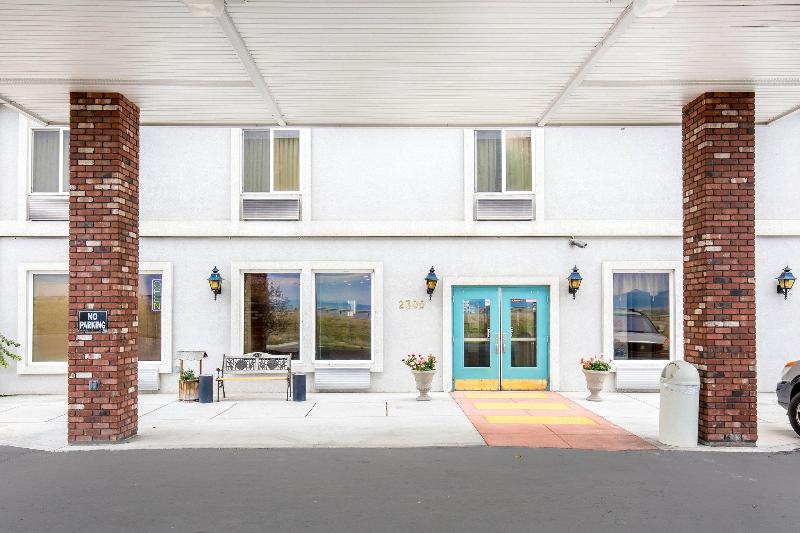 فندق Helena Inn   Airport