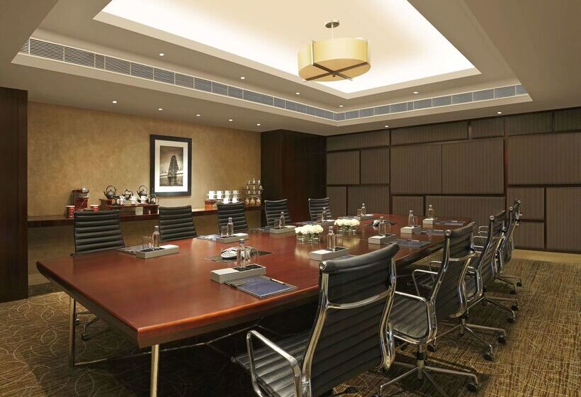 Отель Hilton Chennai