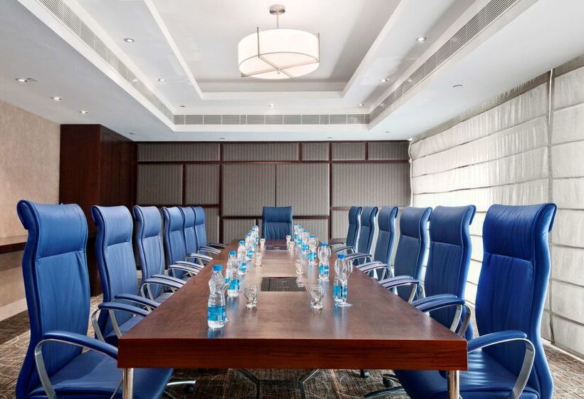 Отель Hilton Chennai