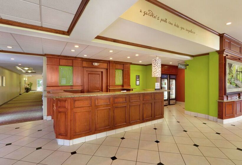 هتل Hilton Garden Inn Shreveport