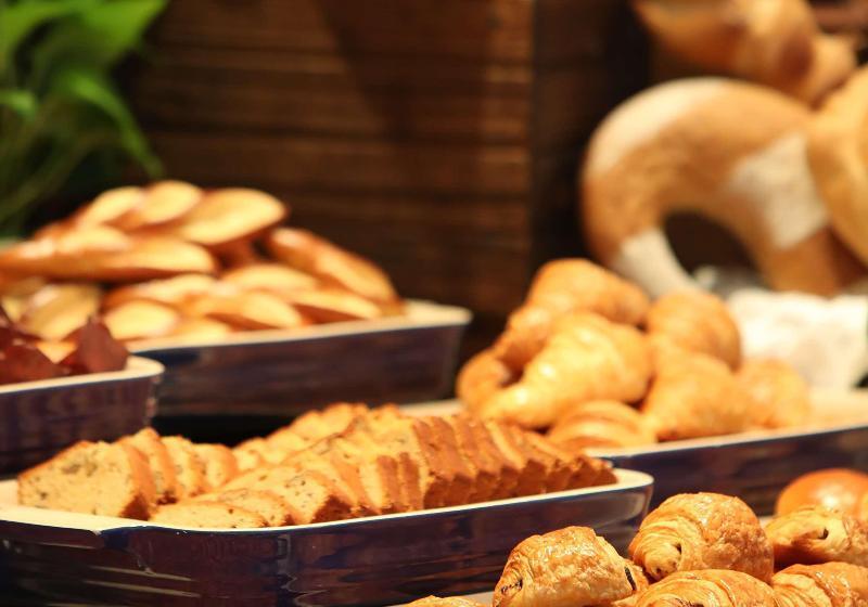 هتل Hilton Shanghai Hongqiao