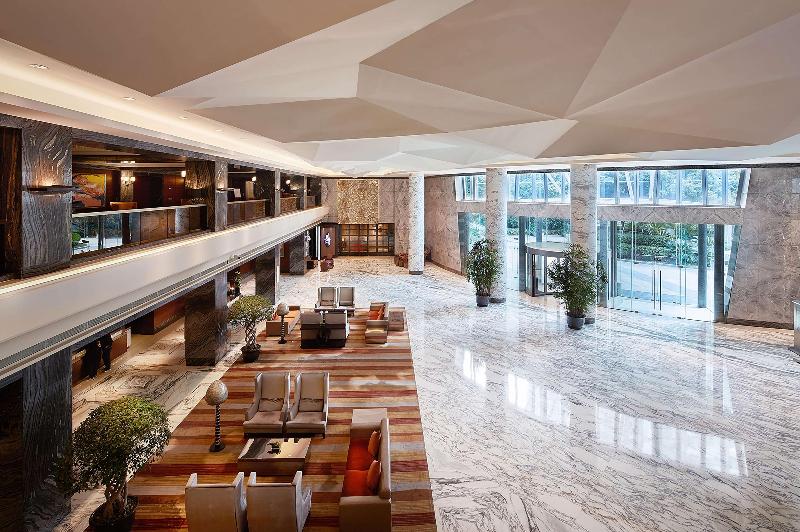 هتل Hilton Shanghai Hongqiao