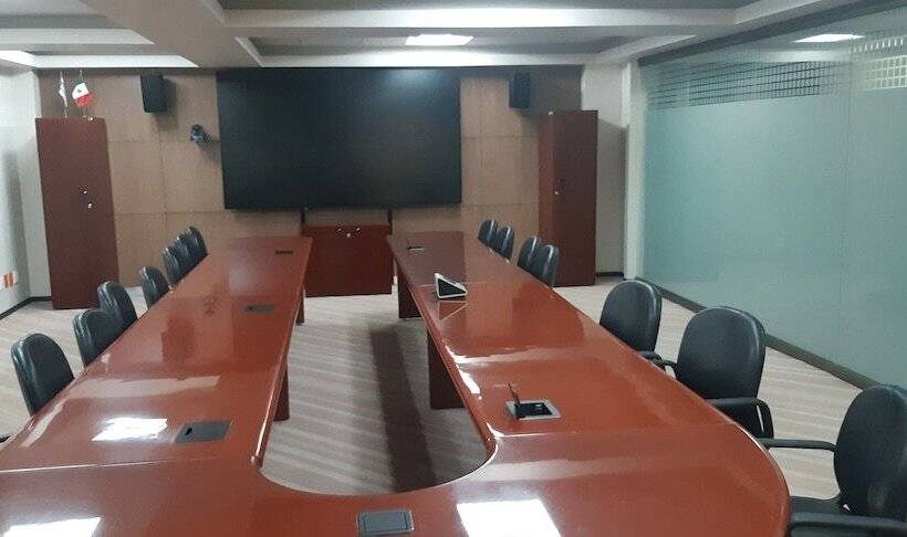 Holiday Inn Hotel & Suites Medica Sur By Ihg