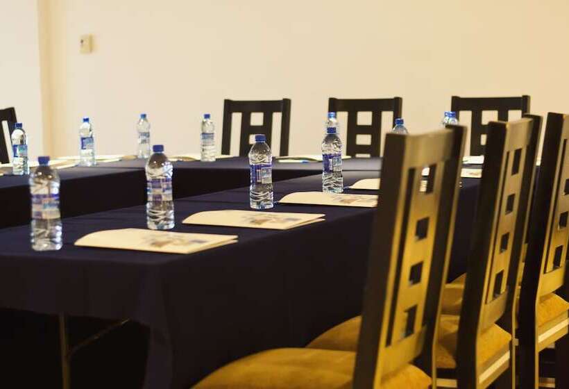 فندق Holiday Inn Express Nuevo Laredo, An Ihg