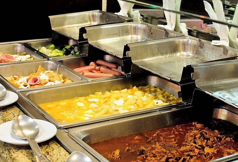 בית מלון כפרי Holiday Inn Uruapan, An Ihg