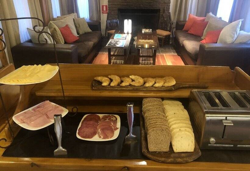 ホテル Hosteria Senderos