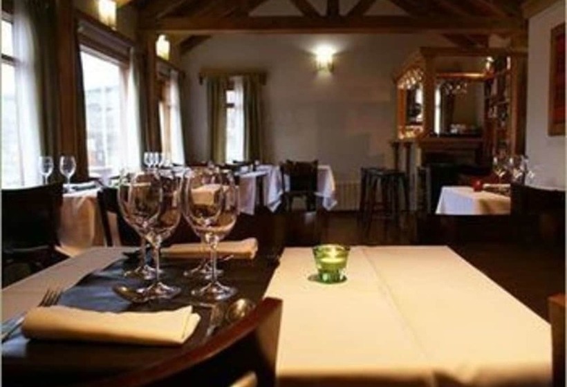 ホテル Hosteria Senderos