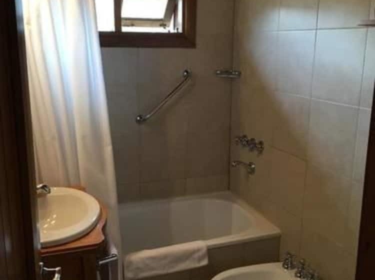 ホテル Hosteria Senderos