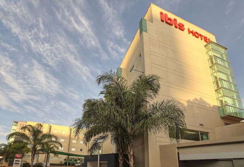 ホテル Ibis Guadalajara Expo