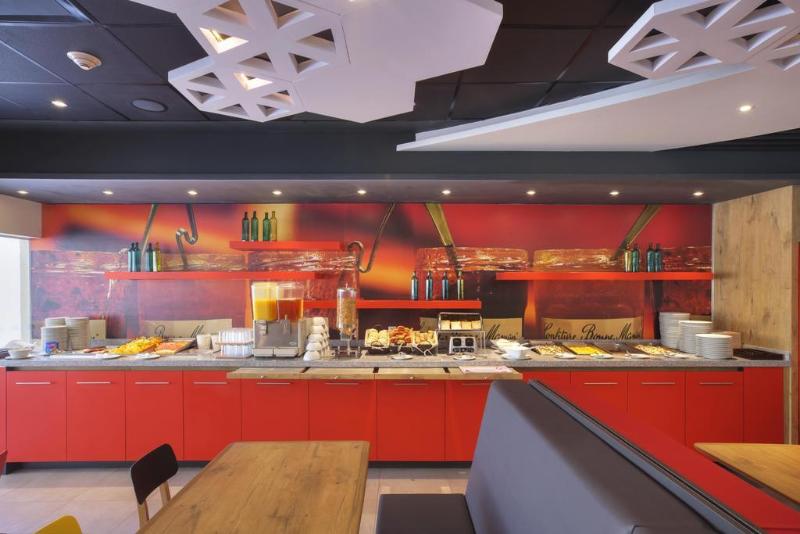 ホテル Ibis Guadalajara Expo