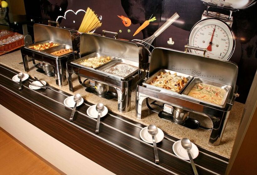 בית מלון כפרי Ibis Hermosillo