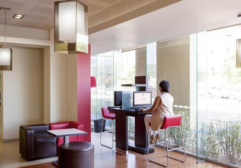 בית מלון כפרי Ibis Hermosillo