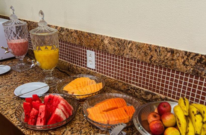 هتل Kalamari Beach