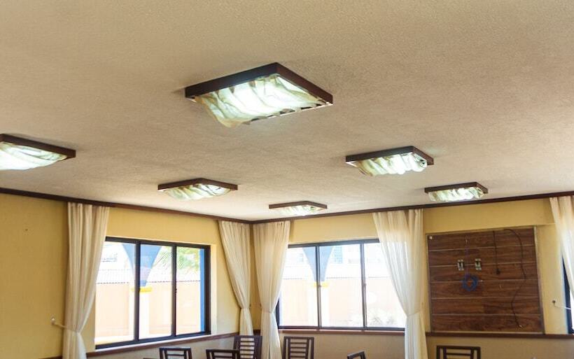 هتل Kalamari Beach