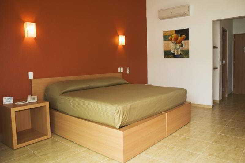 בית מלון כפרי H Huatulco