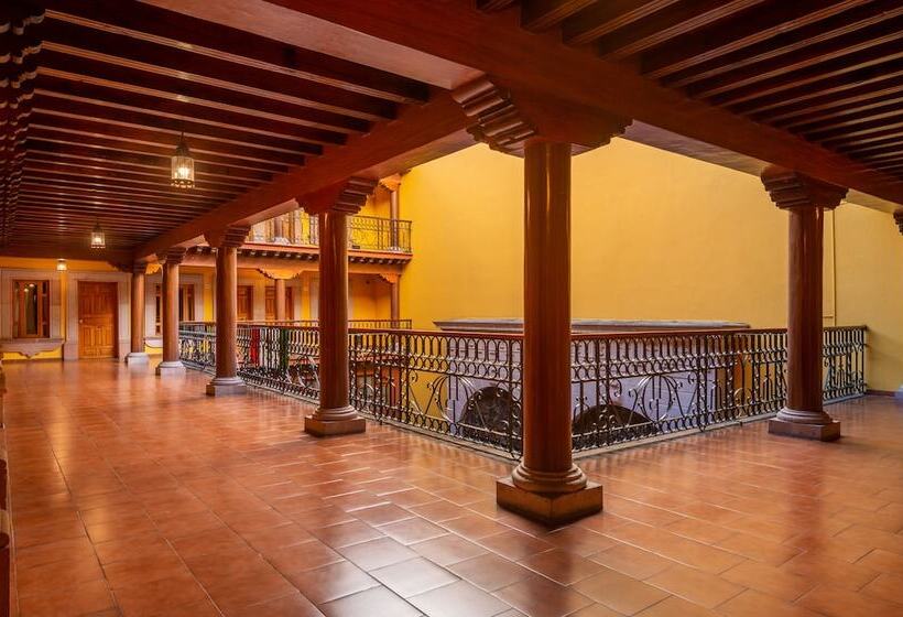 ホテル La Parroquia