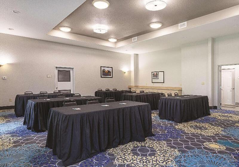 בית מלון כפרי La Quinta By Wyndham San Antonio Northwest