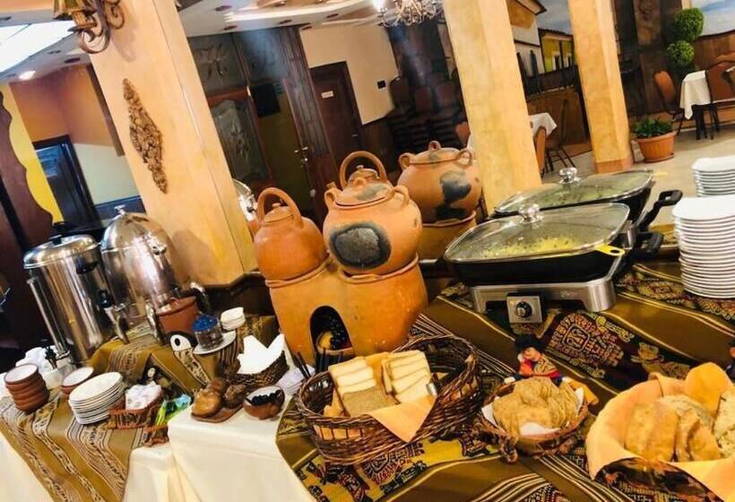 هتل Las Brisas Centro