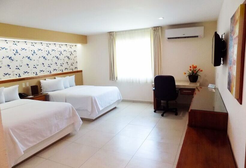 ホテル Las Palomas