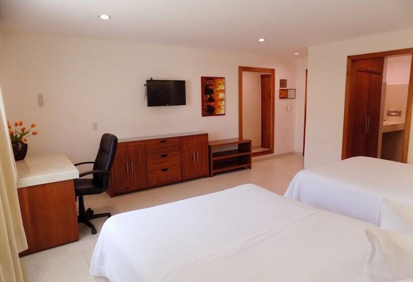 ホテル Las Palomas