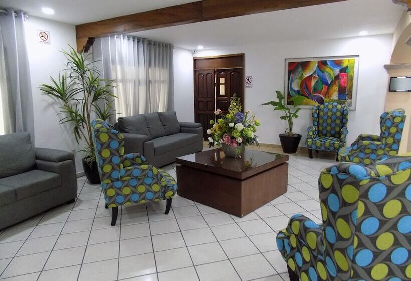 ホテル Las Palomas