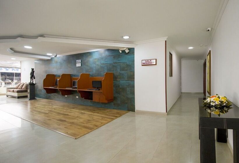 هتل Luxor Plaza Pereira