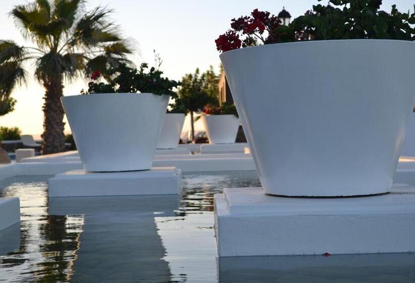 בית מלון כפרי Maison Des Lys  Luxury Suites