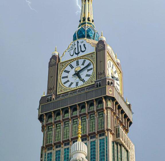 هتل Makkah Clock Royal Tower, A Fairmont