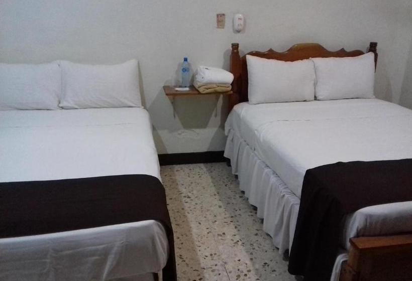 فندق La Mansion Del Viejo Roble