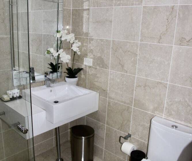 Mariners Court Hotel Sydney