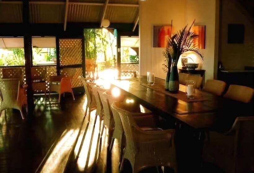 فندق Pinctada Mcalpine House