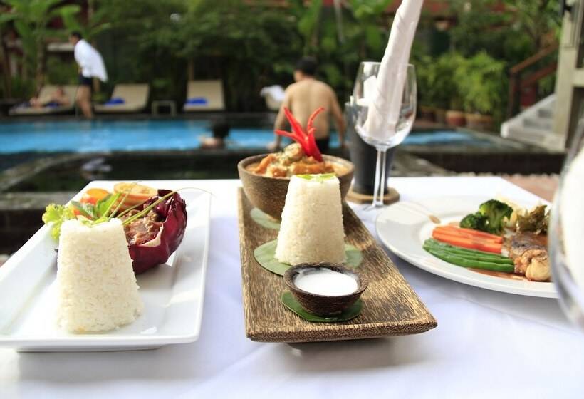 ホテル Mekong Angkor Palace